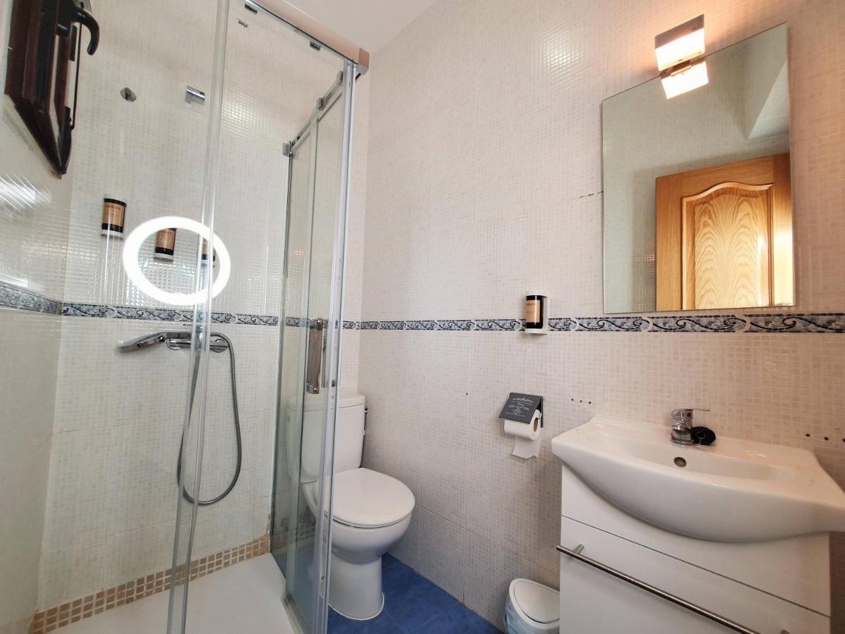 Apartament Toledorooms Estrella Con Azotea En El Casco Toledo